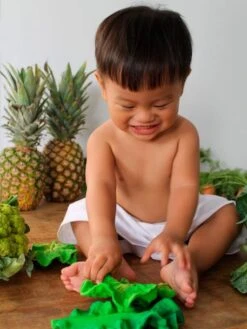 Jouet De Dentition Kendall La Feuille De Chou - OLI & CAROL Vert - Oli Et Carol -Enfants Jouets Magasin jouet de dentition kendall la feuille de chou oli carol 3